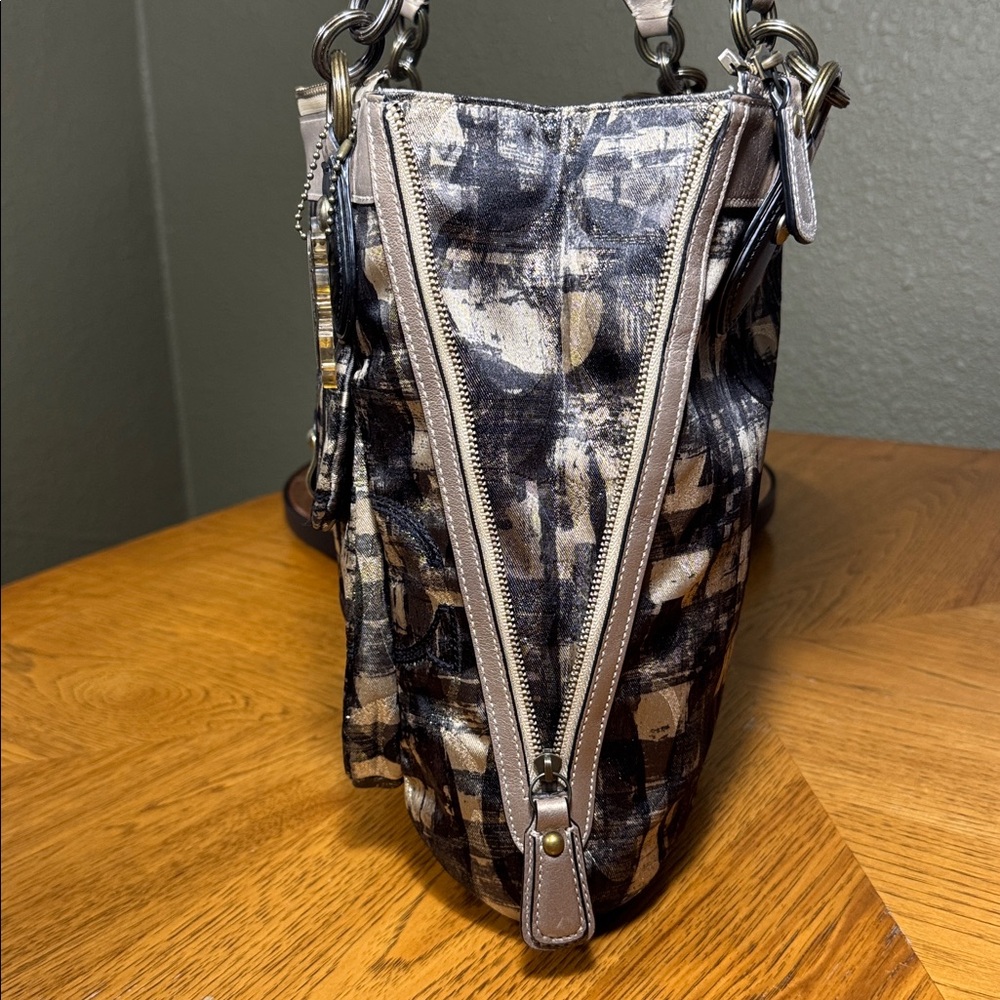 Coach Kristin Plaid Signature Embroidered Metallic Lurex Expandable Tote - Picture 11 of 16